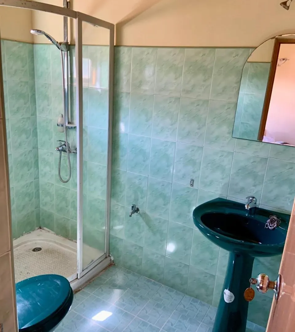 Golden King Cottage Nuwara Eliya Bed & Breakfast